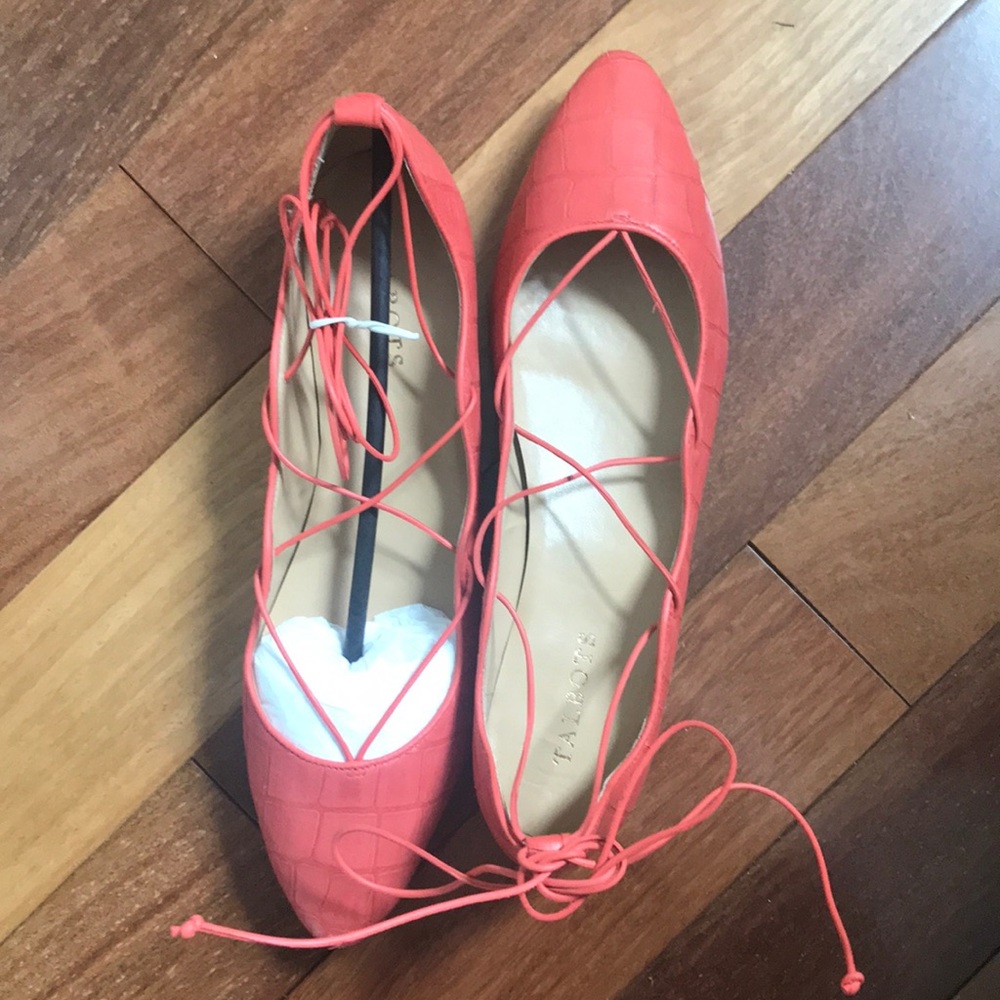 Talbots Dark Cactus Edison Lace Up Shoe